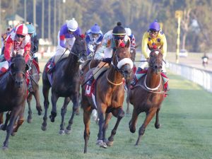 Lee más sobre el artículo AMORINO ADHIERE SU NOMBRE EN EL DERBY 2025