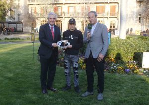 Lee más sobre el artículo  premiamos al jinete Gerard Rodríguez, quien obtuvo el triunfo número mil de su trayectoria profesional.